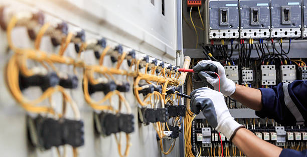 Professional Electrician technician working in Enterprise, OR